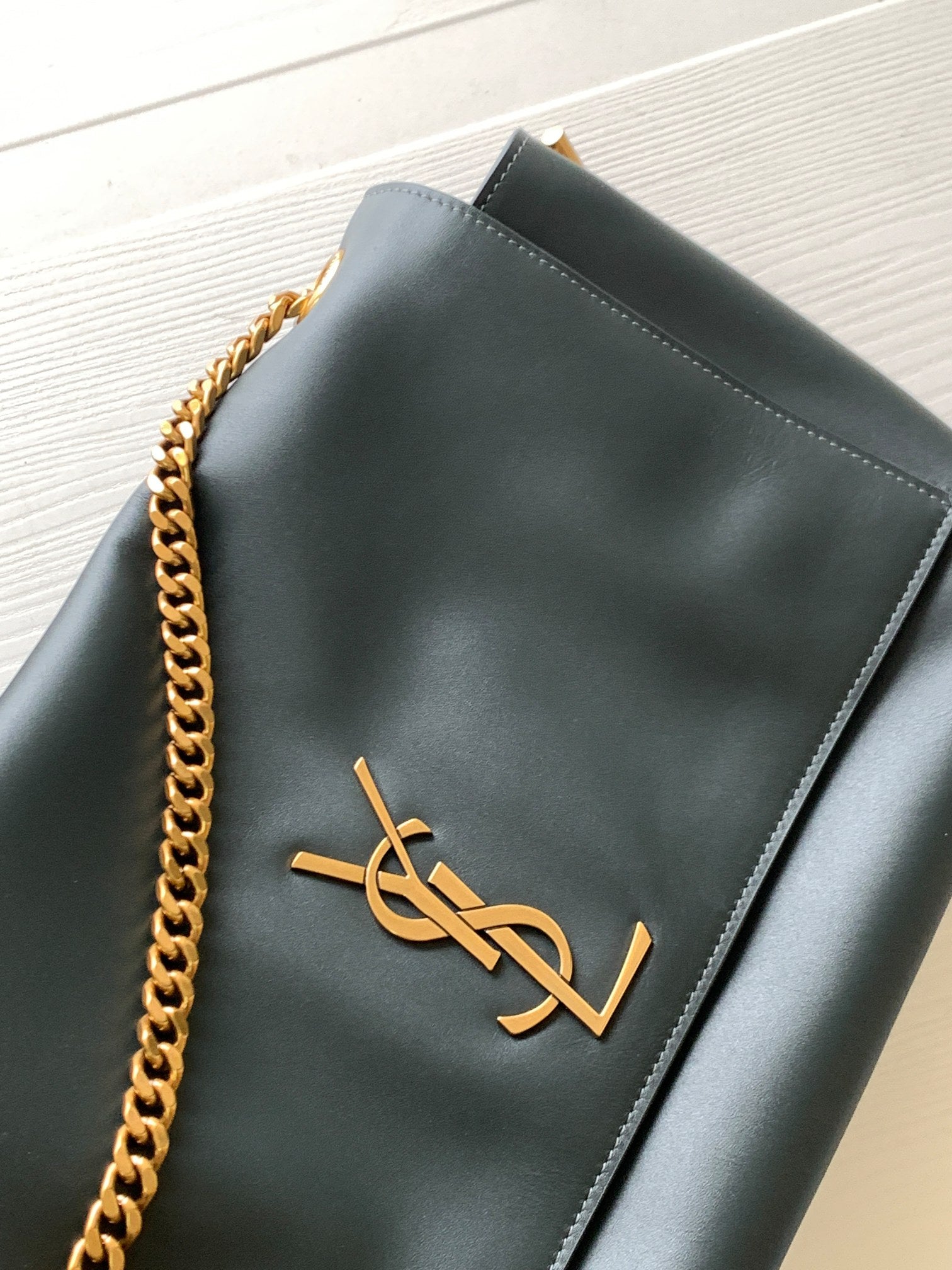 Saint Laurent Women's Kate Medium Monogram Leather Shoulder Bag - Black/Gold