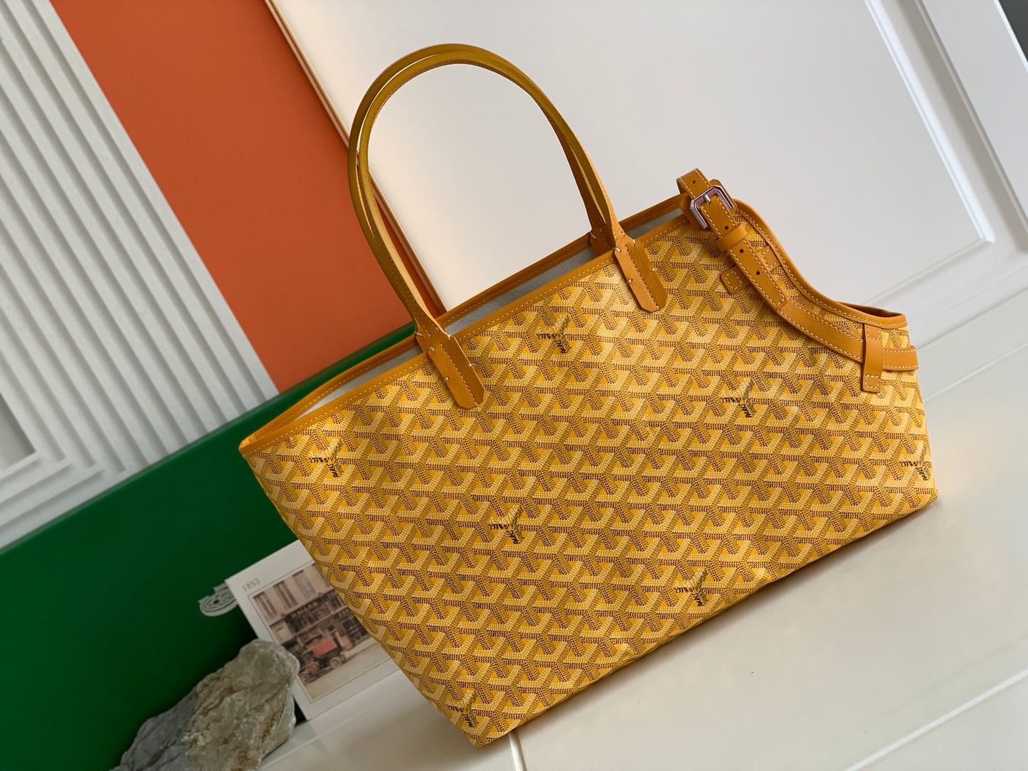 Gogy Classic Yellow Chevron Print Tote Bag with Leather Handles