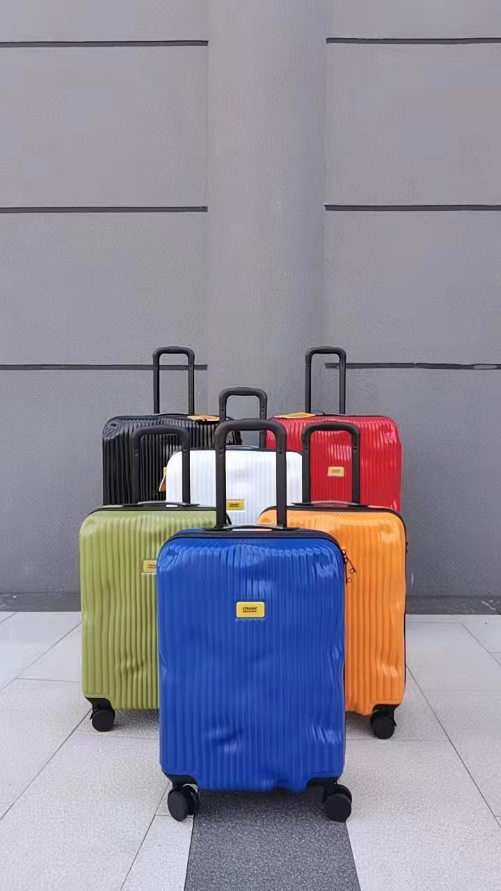Vibrant Textured Spinner Luggage Hardshell Travel Trolley Bag