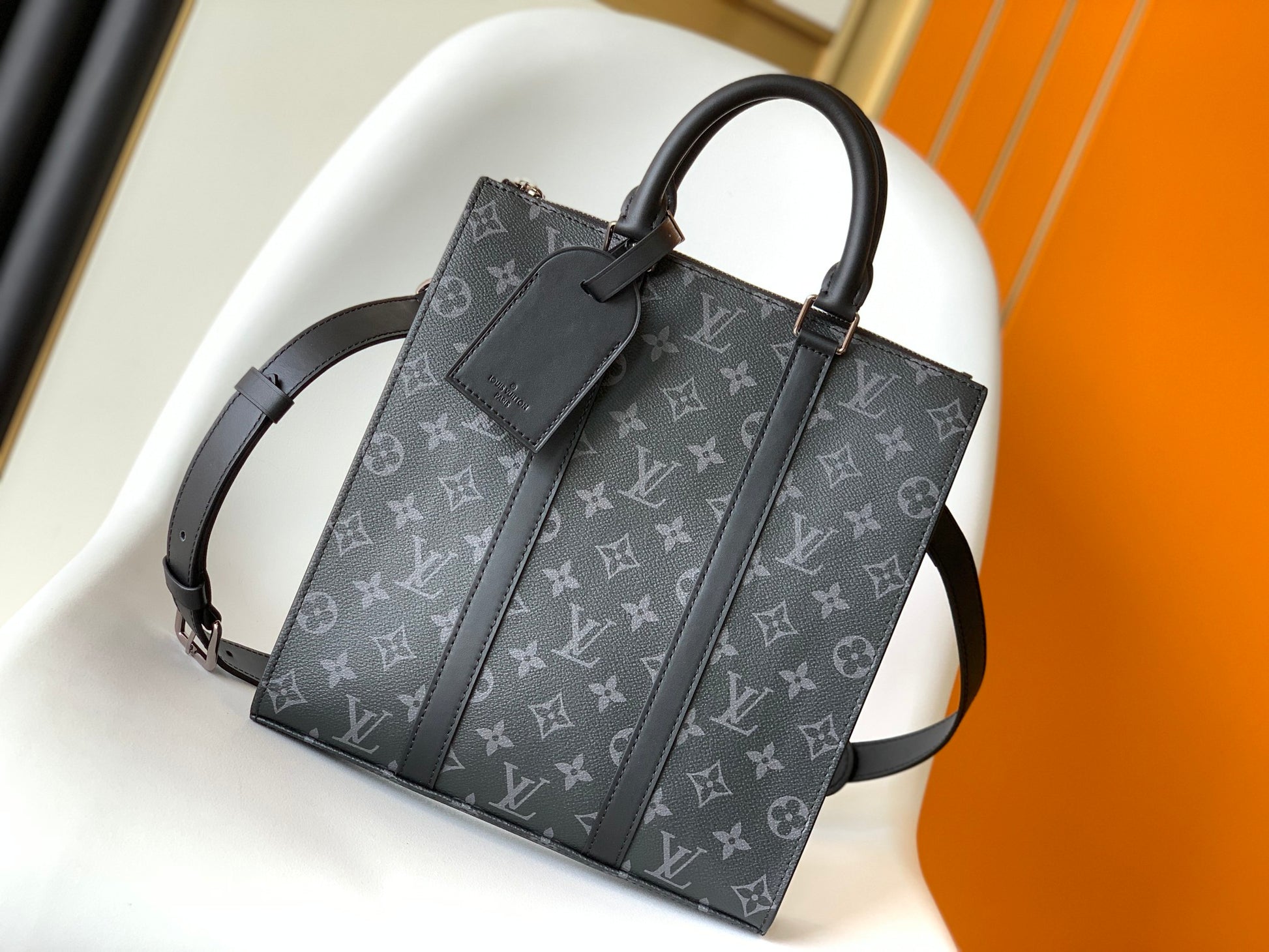 Louis Vuitton Sac Plat Monogram Eclipse Men's Crossbody Bag - Black/Grey