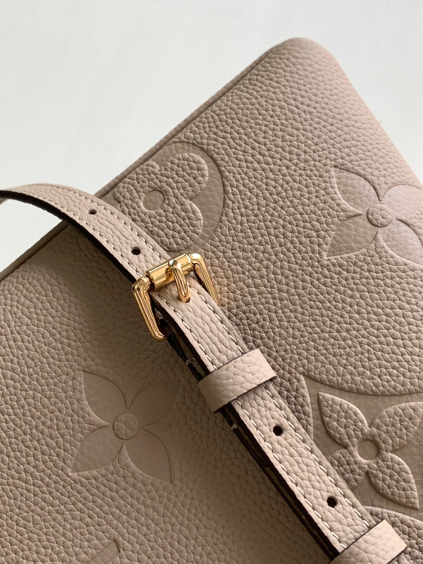 Louis Vuitton Montaigne BB Monogram Empreinte Leather Handbag - Tourterelle