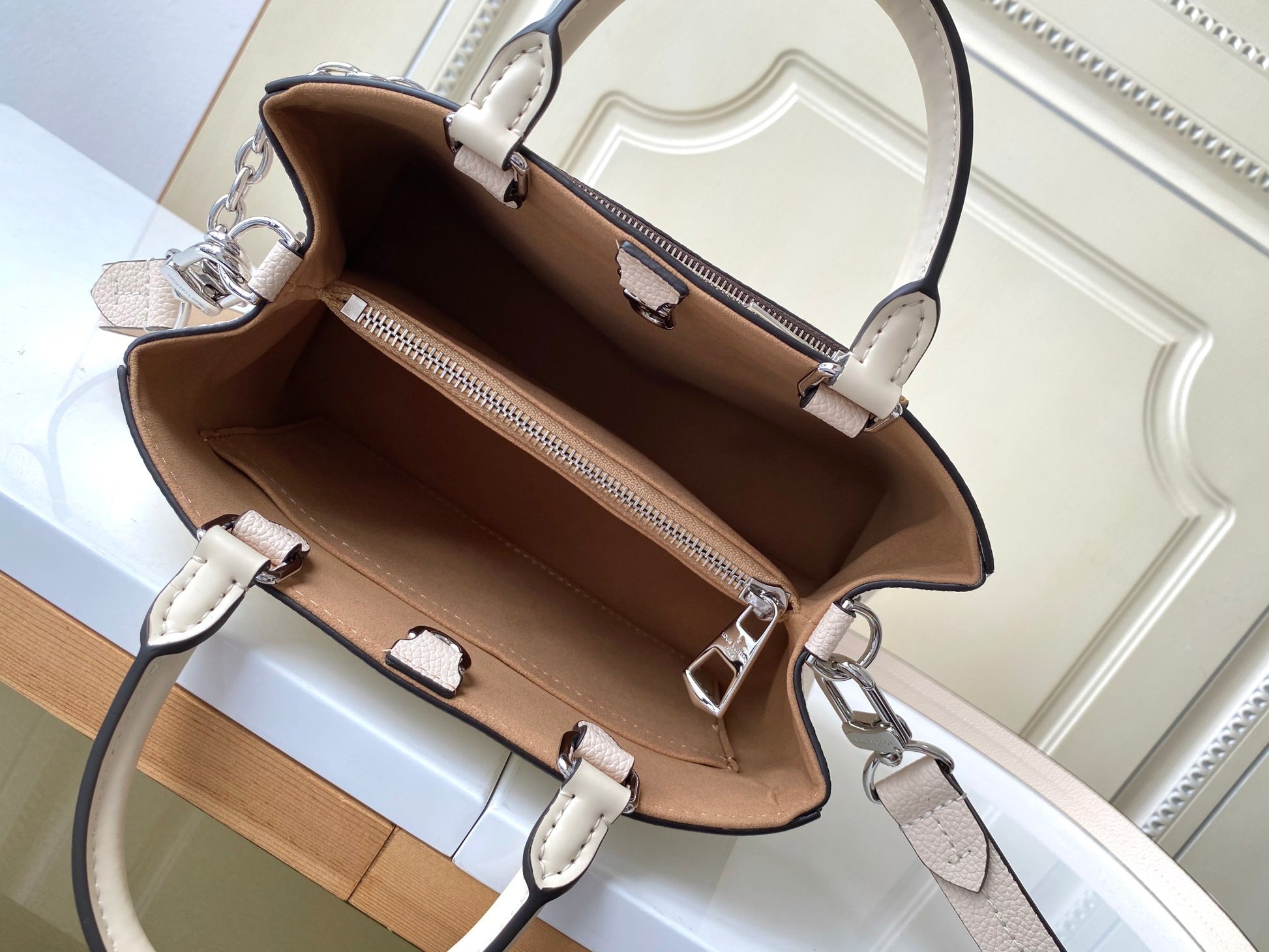 Louis Vuitton Marelle BB Quartz Epi Leather Handbag with Monogram Pouch