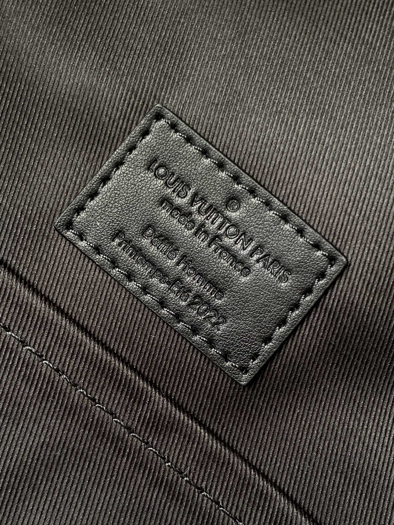 Men's Embossed Monogram Shadow Leather Discovery Backpack - Black