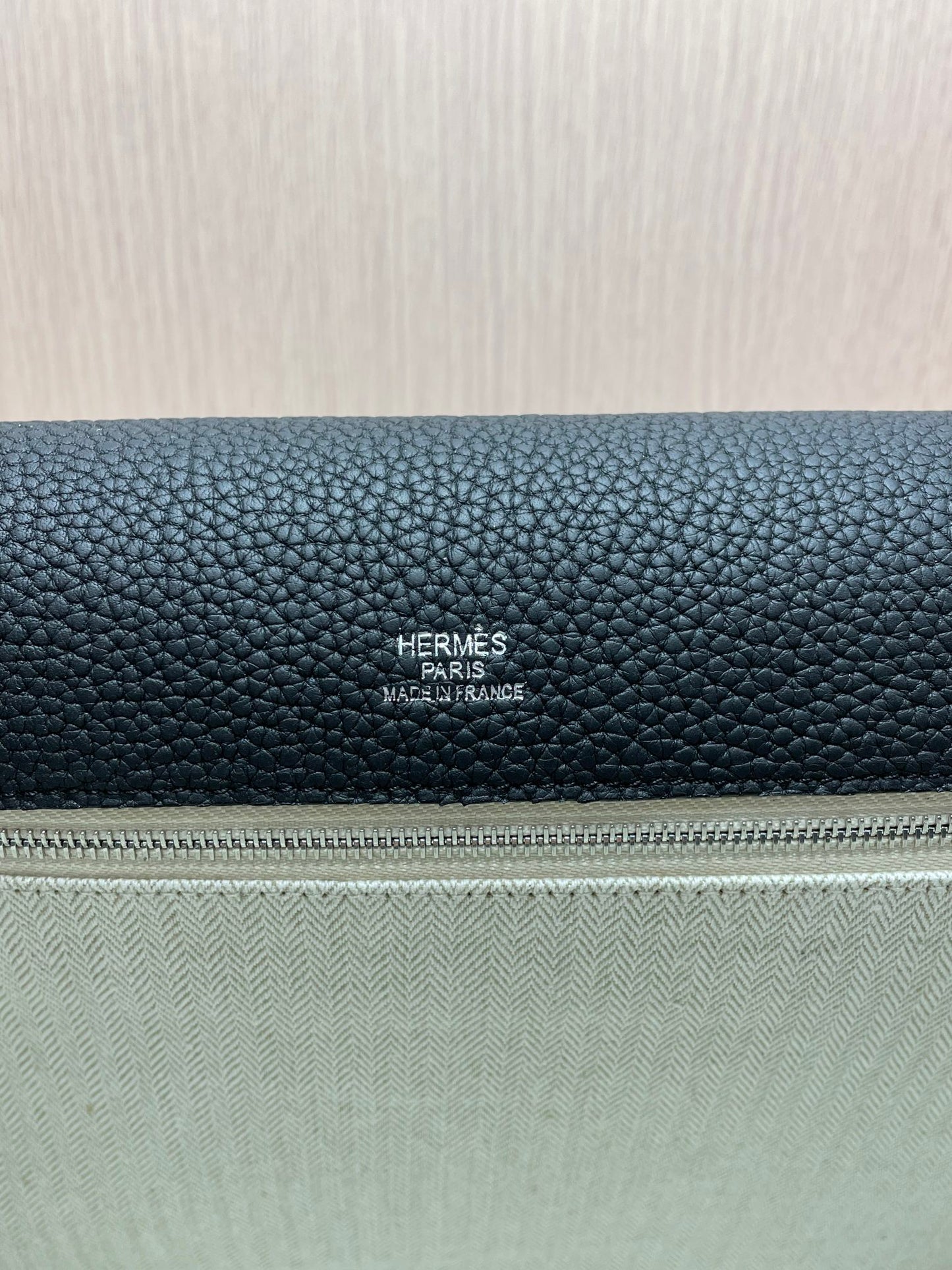 Men's Luxury Black Pebbled Leather Messenger Bag - Adjustable Shoulder Strap Crossbody