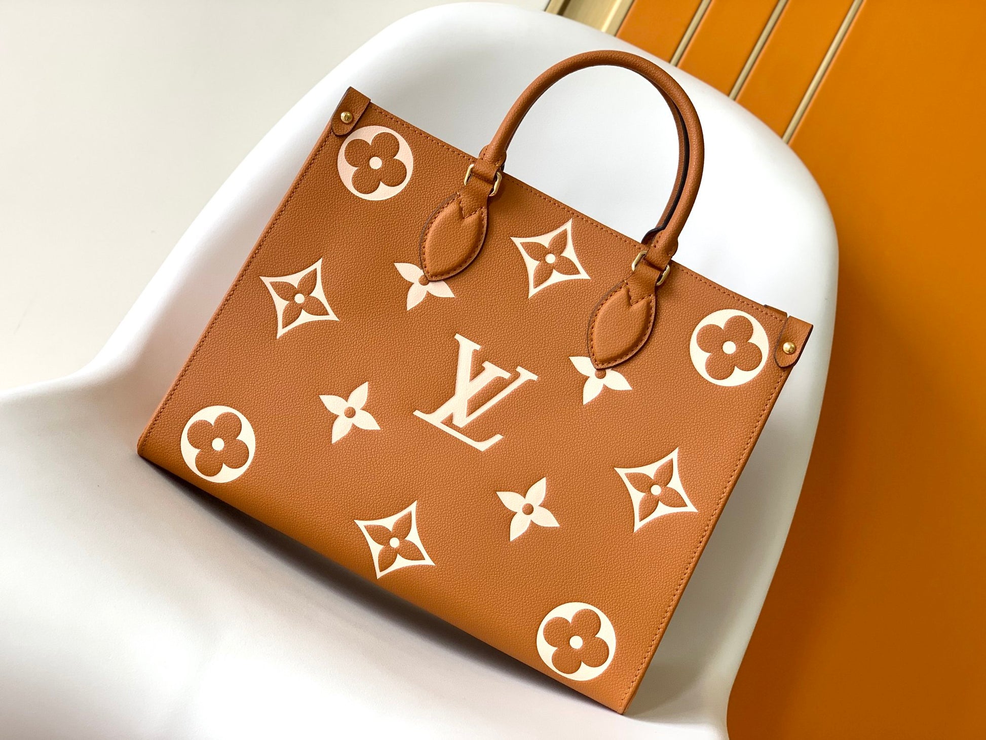 Louis Vuitton OnTheGo MM Monogram Empreinte Leather Tote Bag - Arizona/Beige