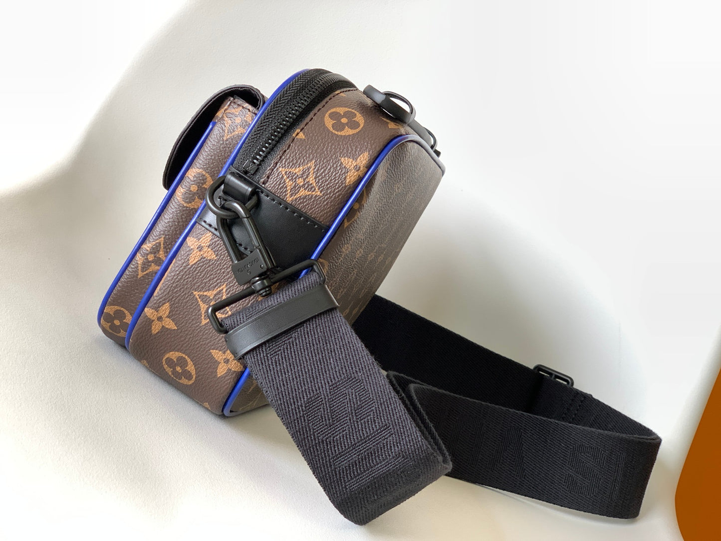 Louis Vuitton S-Lock Messenger Bag Monogram Canvas - Brown/Blue