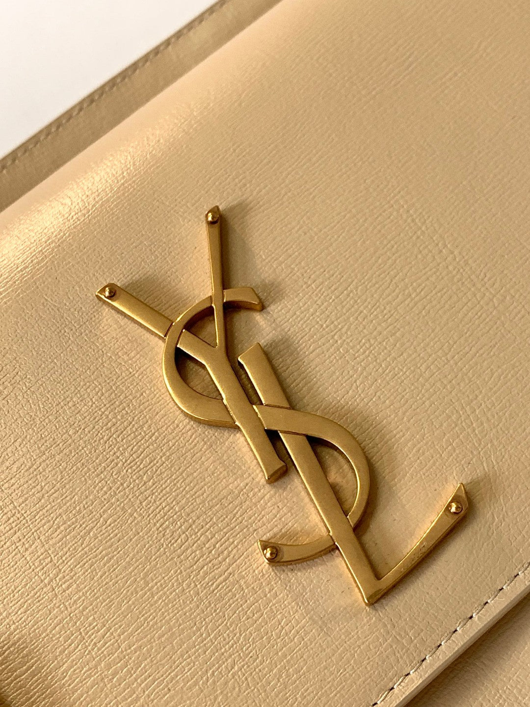 Saint Laurent Sunset Medium Shoulder Bag in Smooth Leather - Beige