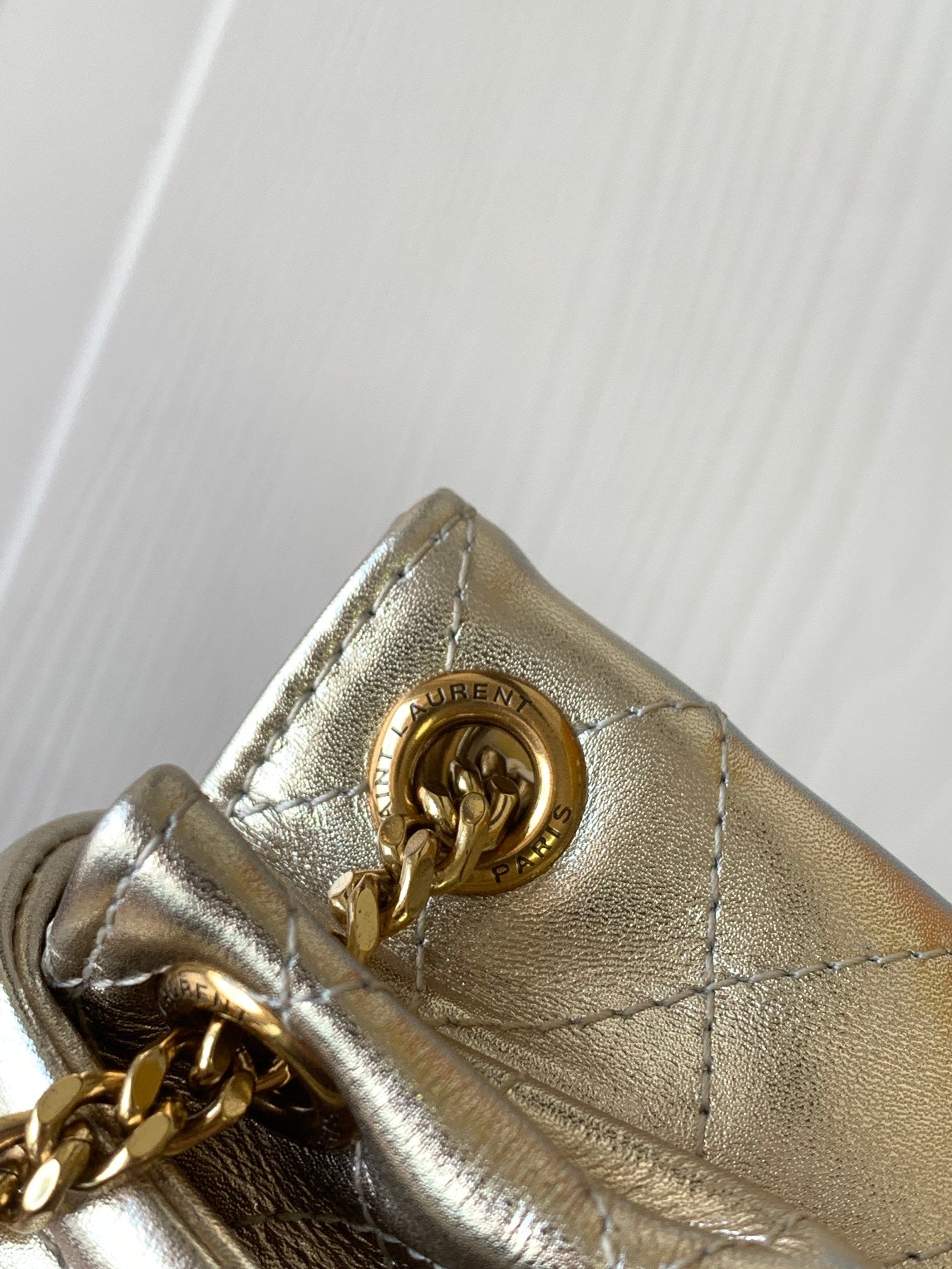 Saint Laurent Niki Baby Metallic Crinkled Leather Shoulder Bag - Silver