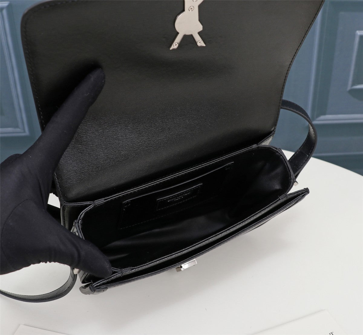 Saint Laurent Women's Solferino Medium Leather Shoulder Bag - Black