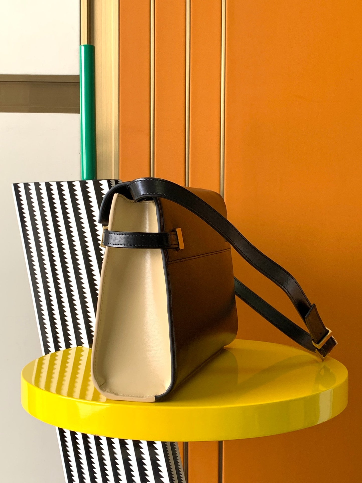 Two-Tone Cream and Black Leather Shoulder Bag with Gold Hardware