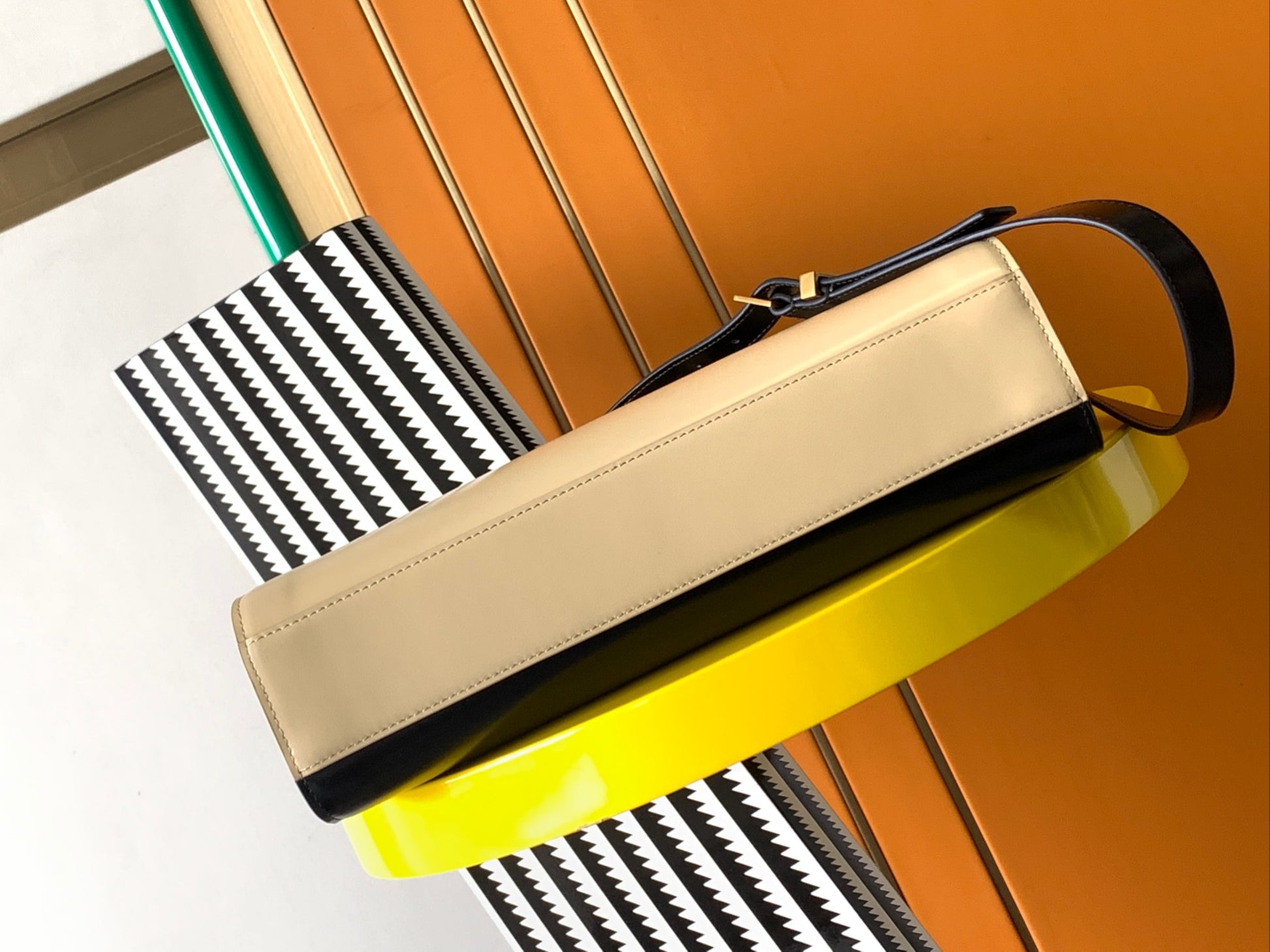 Two-Tone Cream and Black Leather Shoulder Bag with Gold Hardware