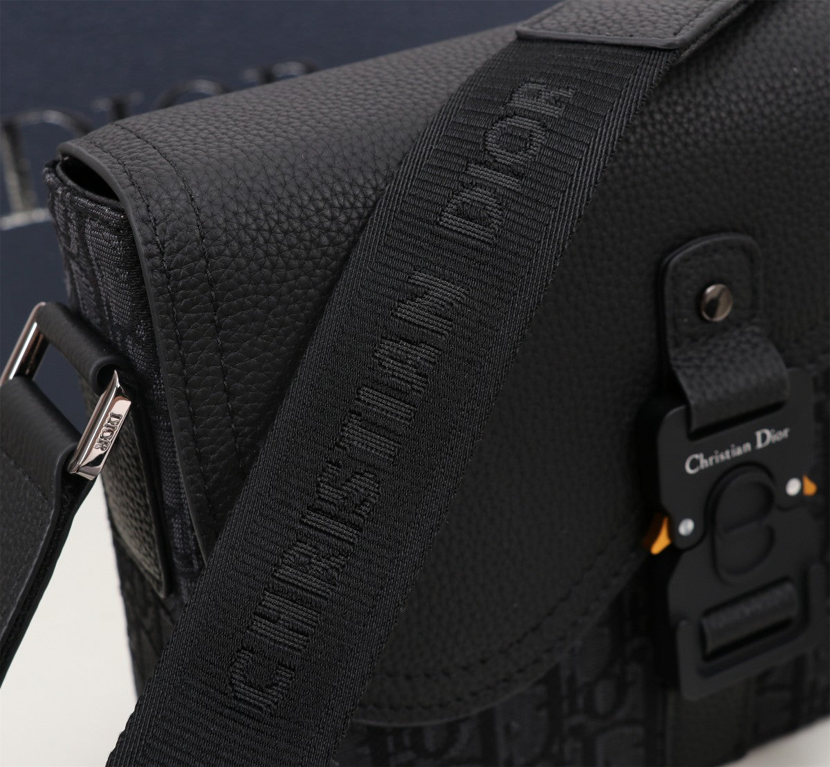 Christian Dior Black Oblique Jacquard and Smooth Calfskin Messenger Bag