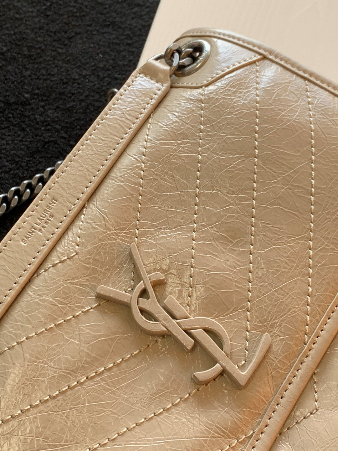 Saint Laurent Niki Medium Shoulder Bag in Crinkled Vintage Leather - Beige