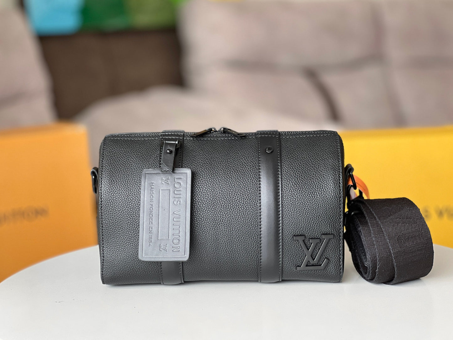 Louis Vuitton City Keepall Aerogram - Black Grained Calfskin Crossbody Bag