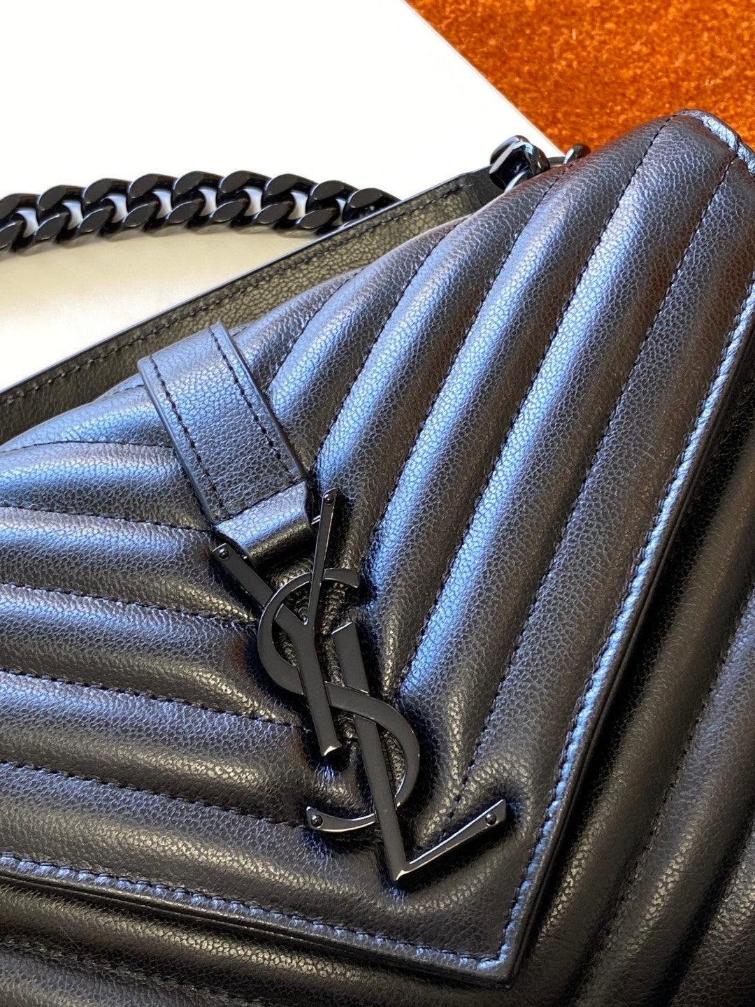 Saint Laurent Matelassé Quilted Leather Shoulder Bag in Black