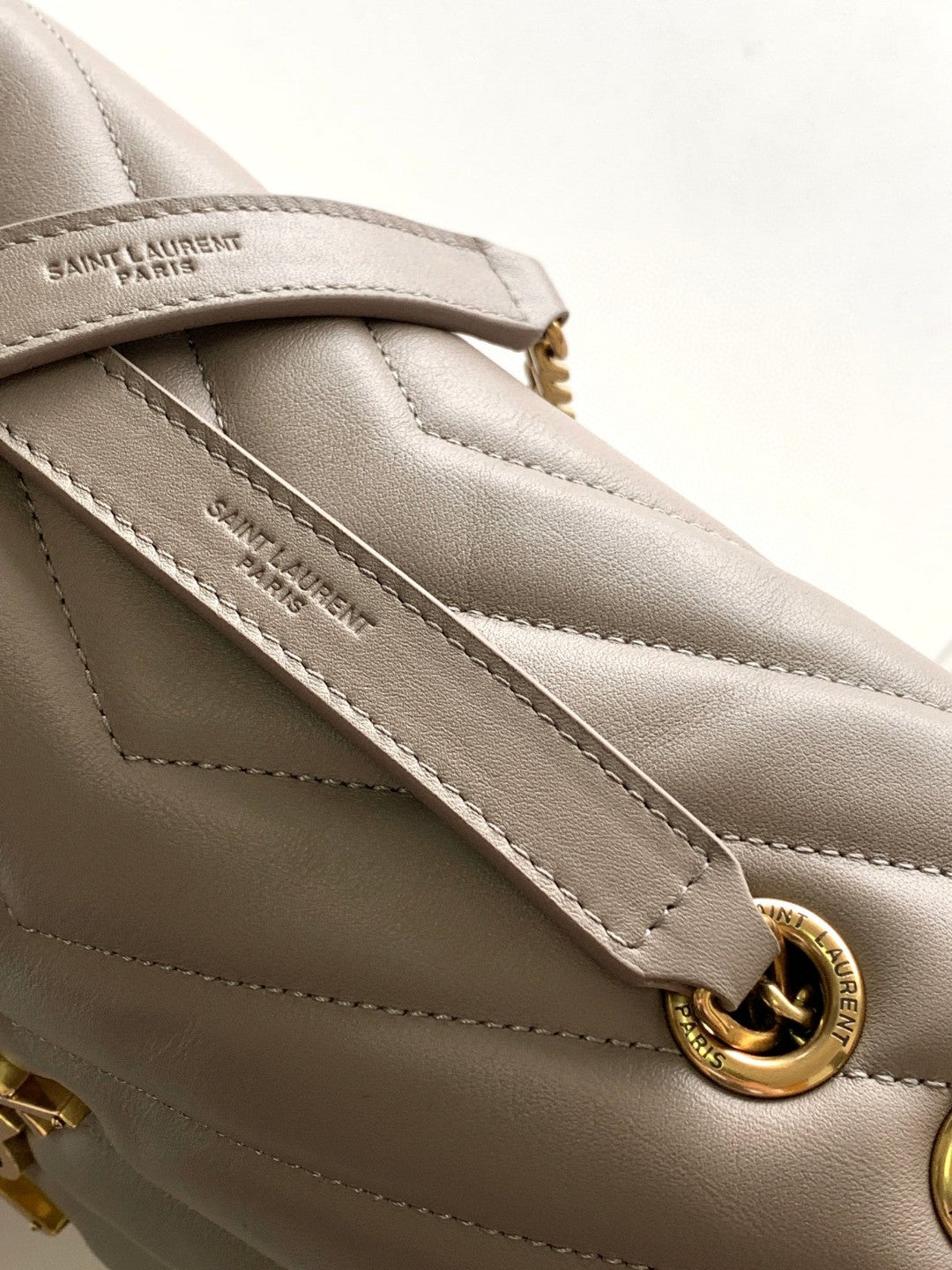 Saint Laurent Loulou Medium Chain Bag in Quilted Leather - Taupe