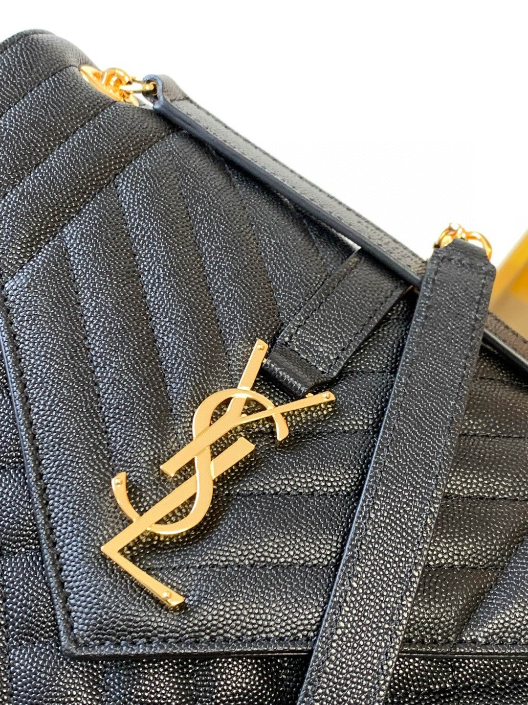 Saint Laurent Envelope Medium Chain Bag in Quilted Leather - Black
