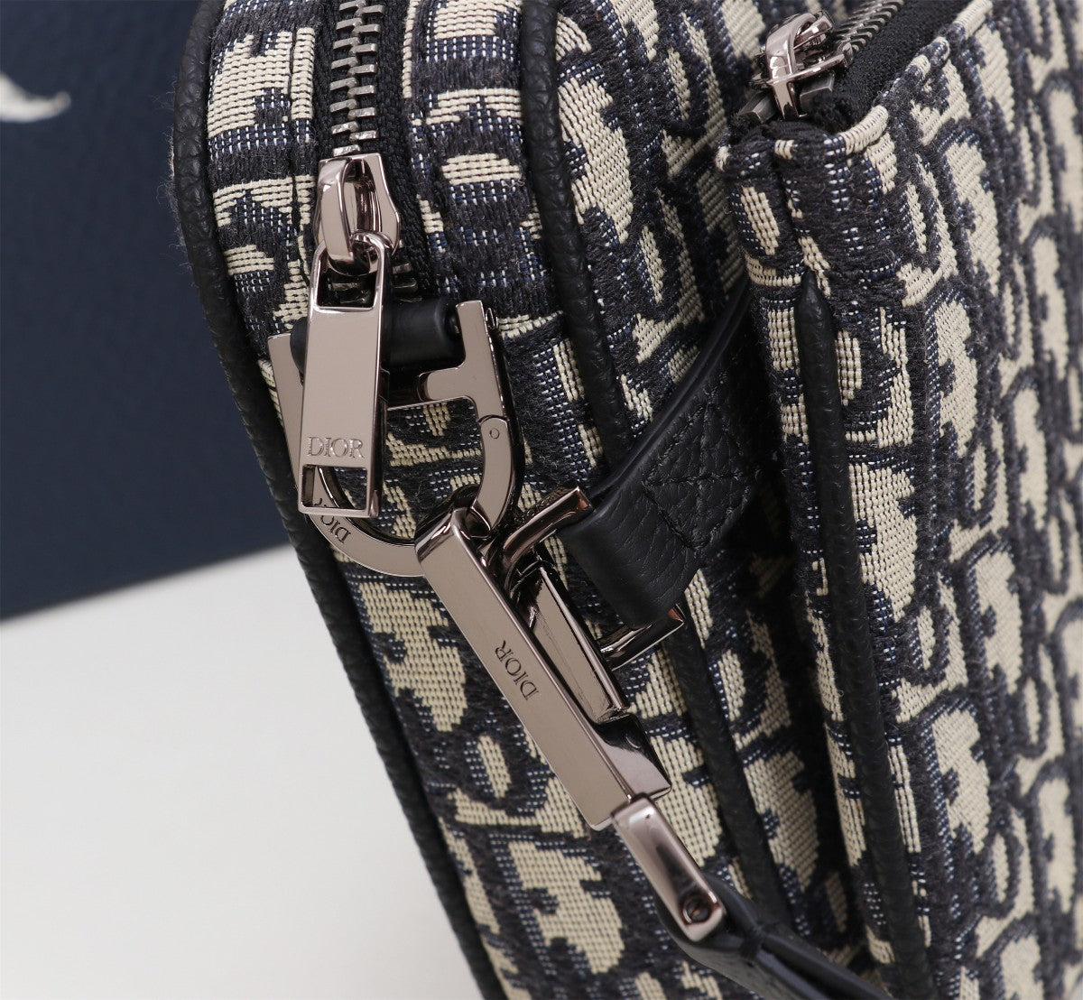 Dior Oblique Jacquard Messenger Bag with Removable Pouch - Black and Beige