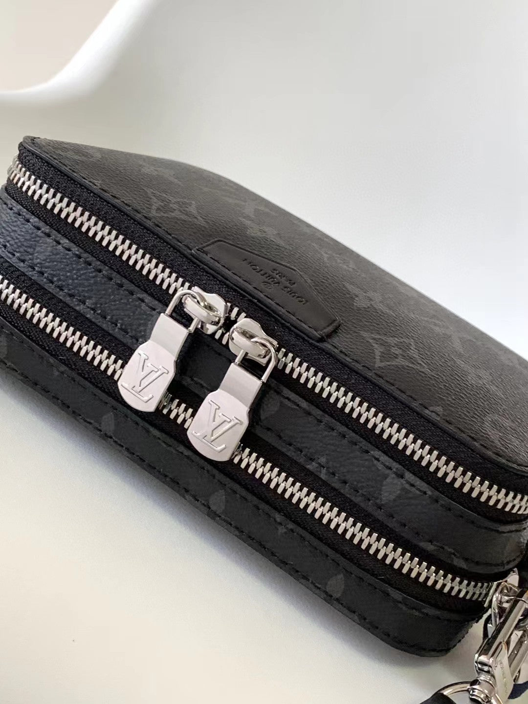 Louis Vuitton Alpha Messenger Bag Monogram Eclipse Canvas - Black/Grey