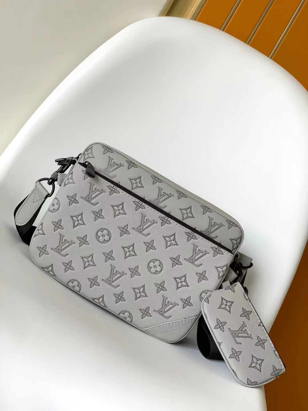 Louis Vuitton Duo Messenger Monogram Shadow Leather - Anthracite Grey