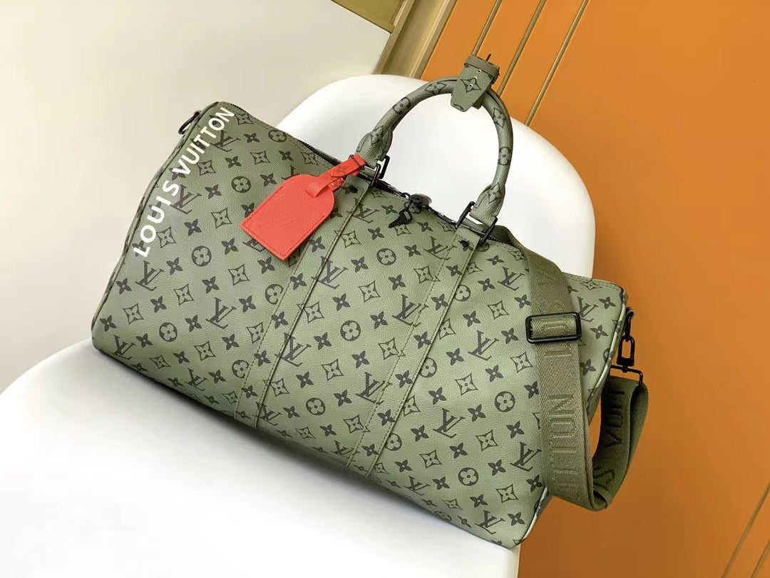 Louis Vuitton Keepall Bandoulière 50 Monogram Shadow Leather Green