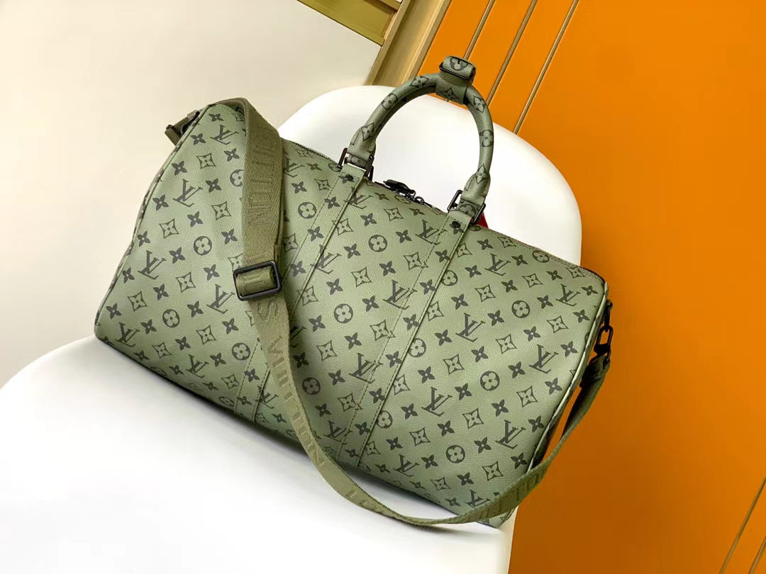 Louis Vuitton Keepall Bandoulière 50 Monogram Shadow Leather Green
