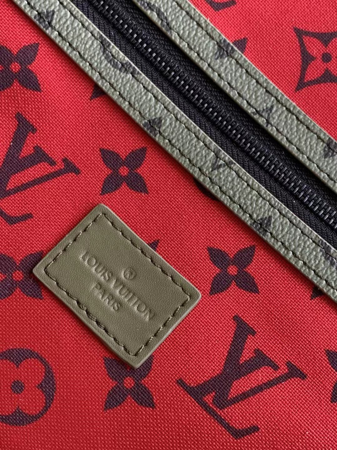 Louis Vuitton Keepall Bandoulière 50 Monogram Shadow Leather Green