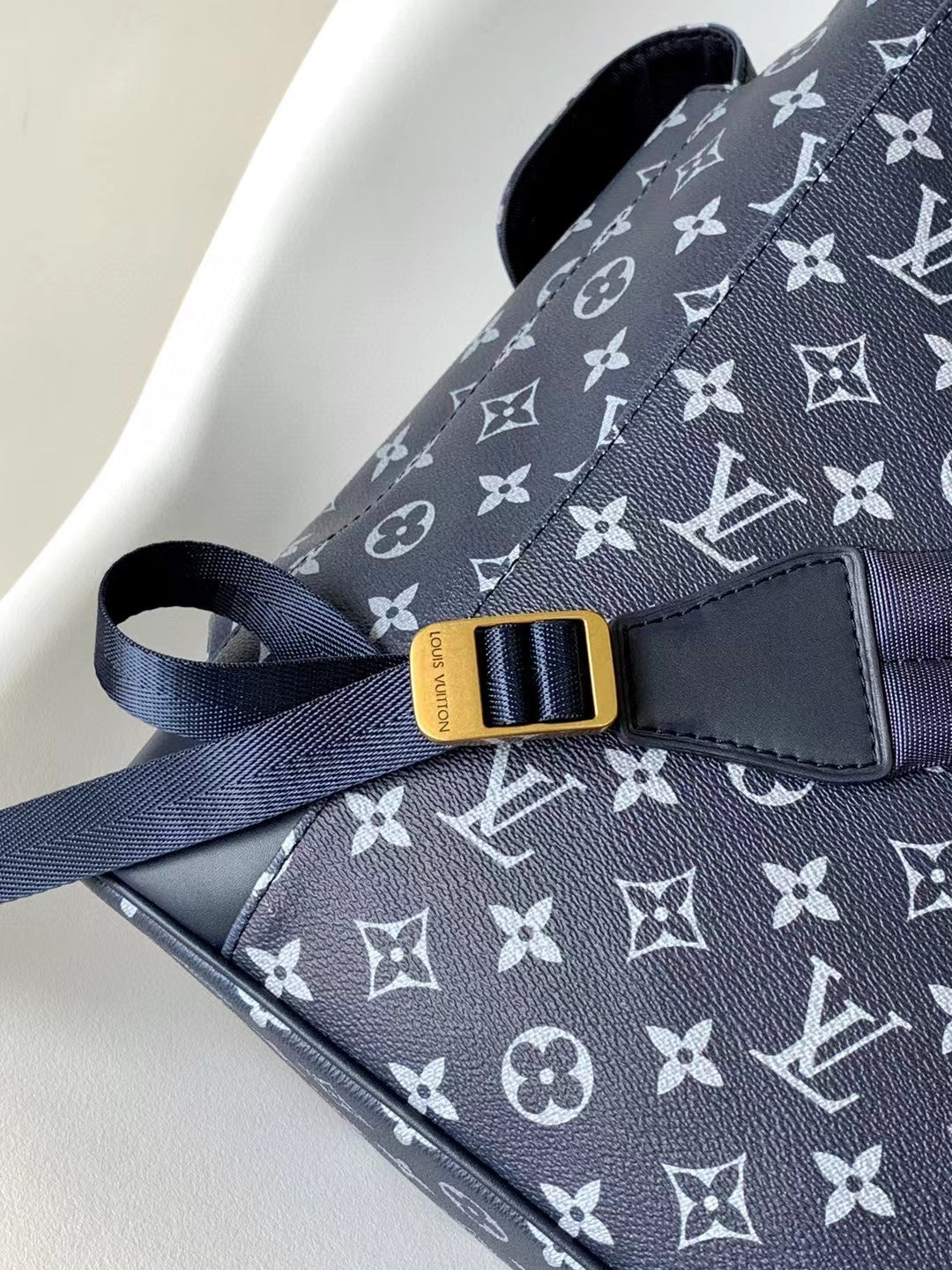 Louis Vuitton Christopher MM Backpack Monogram Dust Canvas
