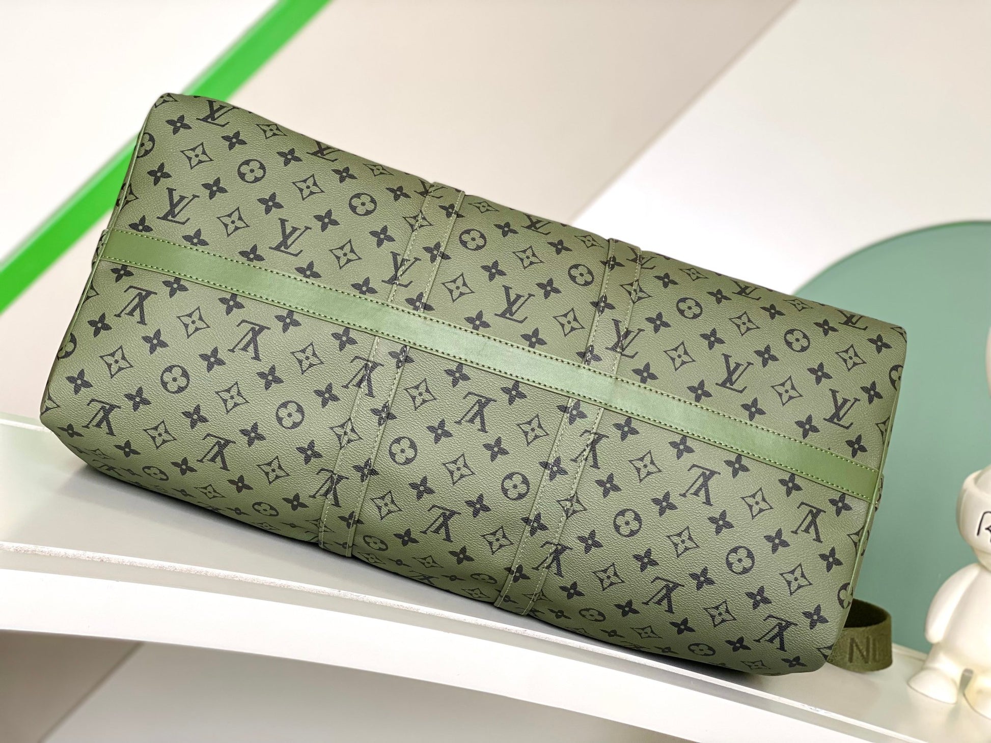 Louis Vuitton Keepall Bandoulière 50 Olive Green Monogram Canvas Duffle Bag