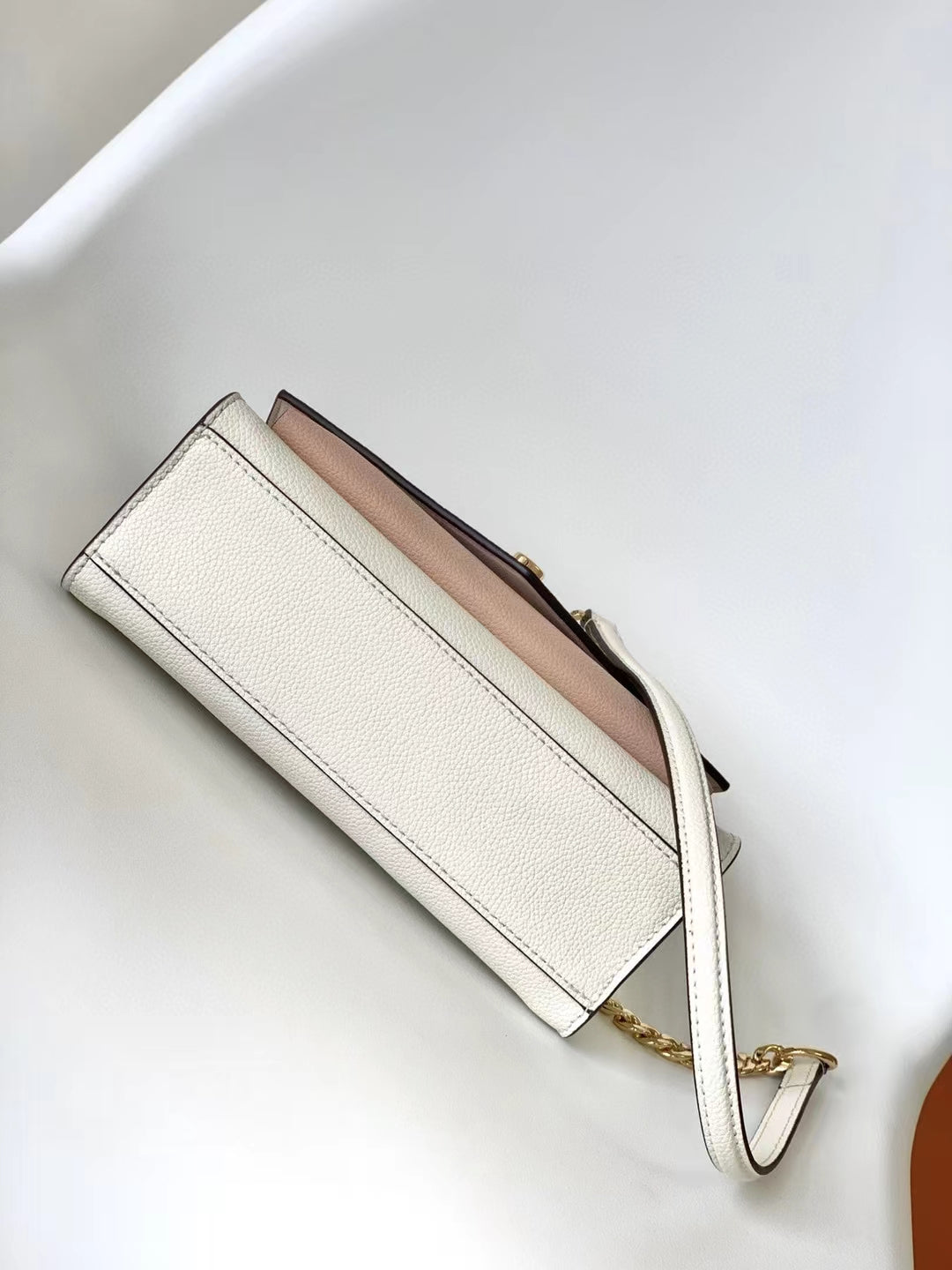 Louis Vuitton Vavin PM Shoulder Bag - Cream and Pink Leather