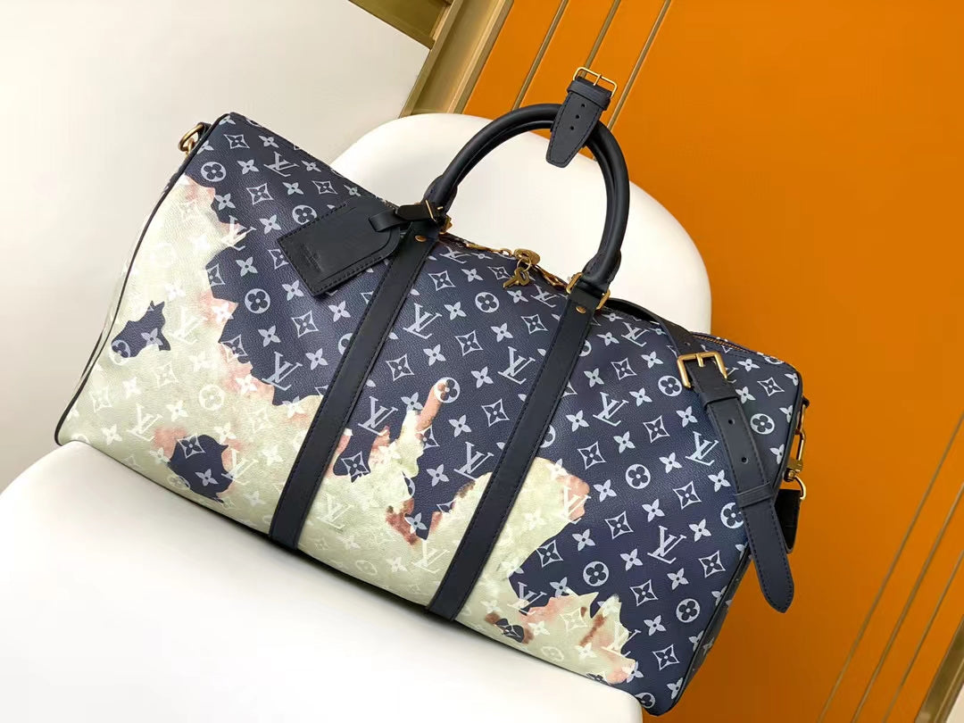 Louis Vuitton Keepall Bandoulière 50 Monogram Clouds Blue