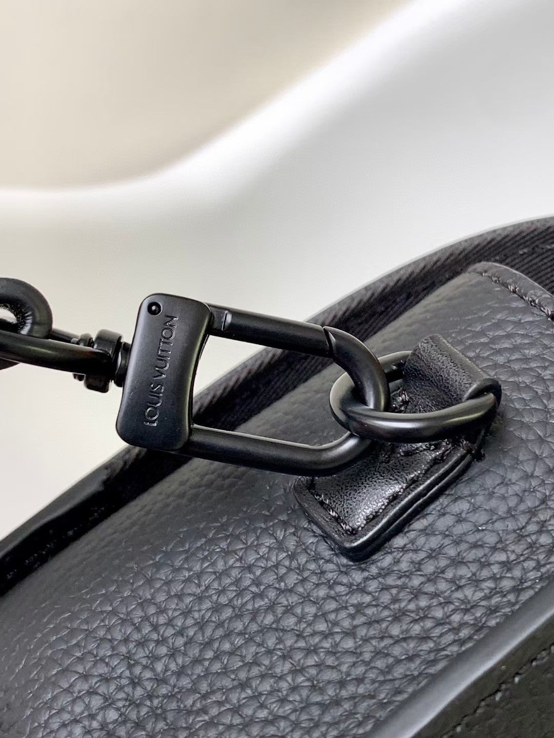 Louis Vuitton Steamer Wearable Wallet - Black Taiga Leather Crossbody Bag