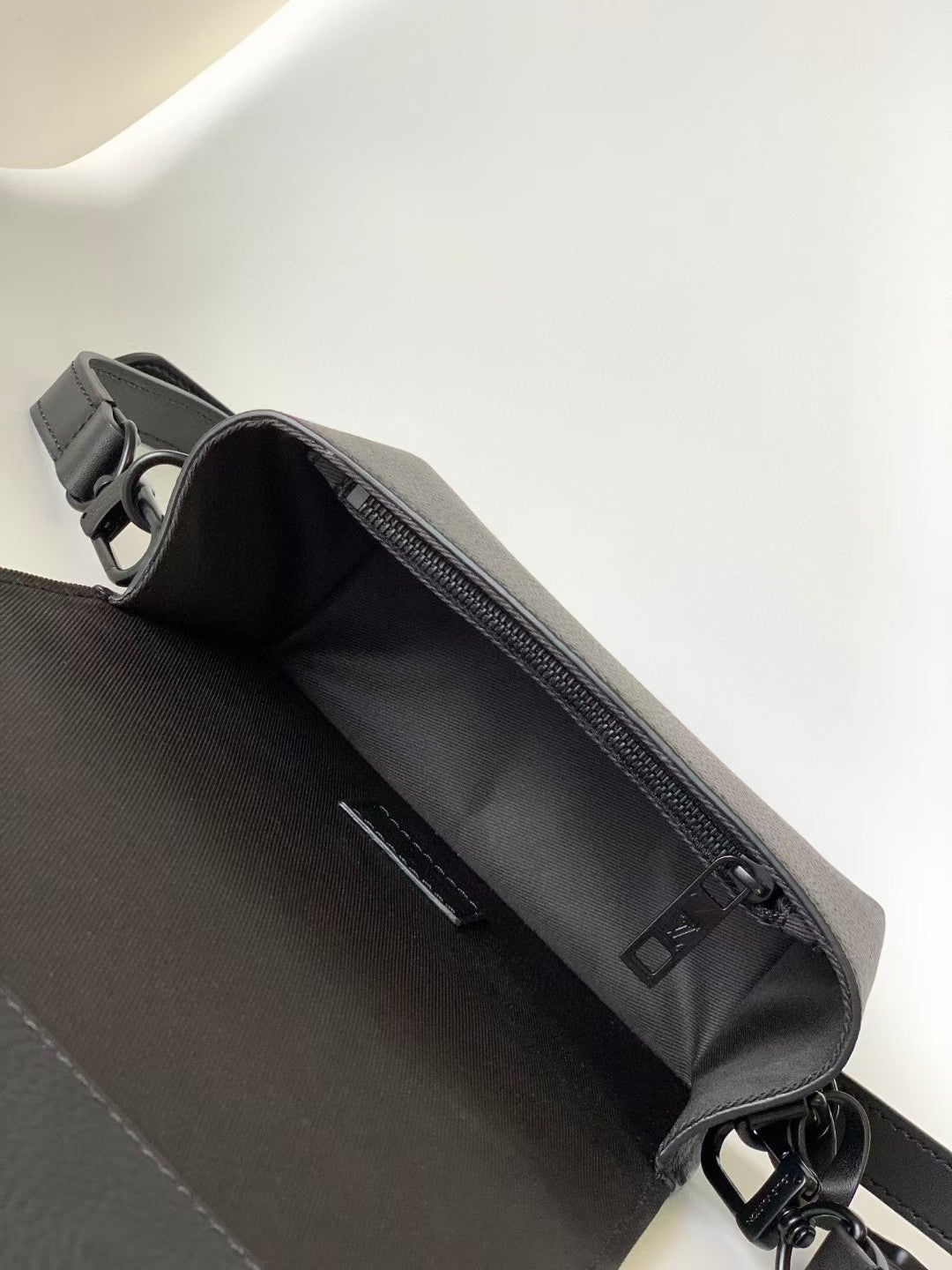 Louis Vuitton Steamer Wearable Wallet - Black Taiga Leather Crossbody Bag