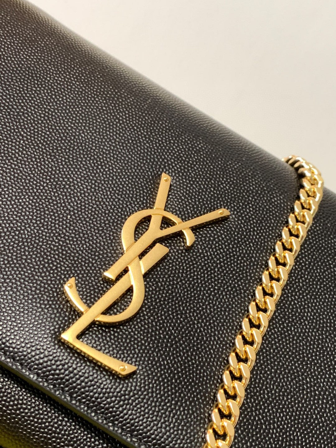Saint Laurent YSL Kate Medium Shoulder Bag in Black Grain de Poudre Leather