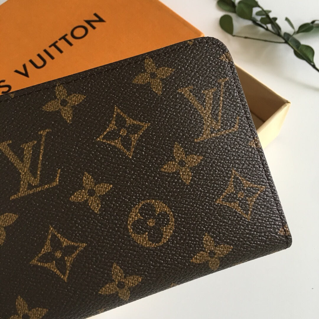 Louis Vuitton Monogram Canvas Toiletry Pouch 26 - Luxury Travel Organizer