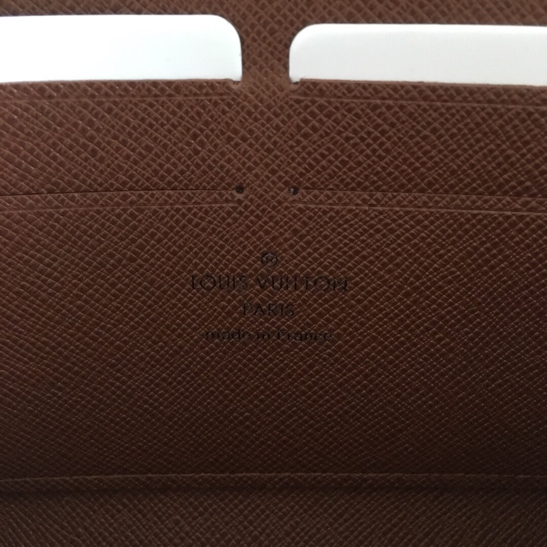 Louis Vuitton Monogram Canvas Toiletry Pouch 26 - Luxury Travel Organizer