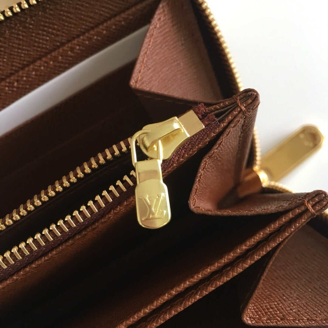 Louis Vuitton Monogram Canvas Toiletry Pouch 26 - Luxury Travel Organizer