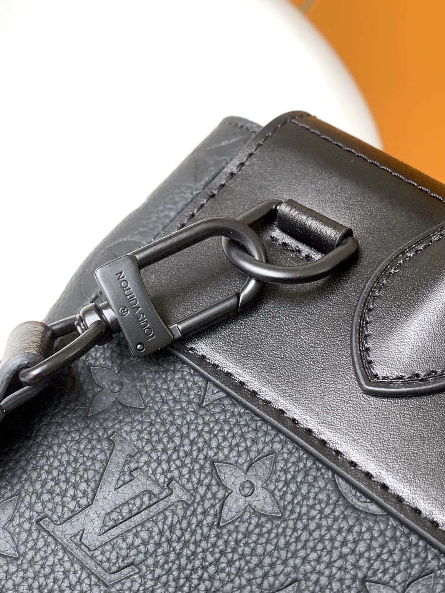Louis Vuitton Steamer Wearable Wallet - Black Monogram Taurillon Leather