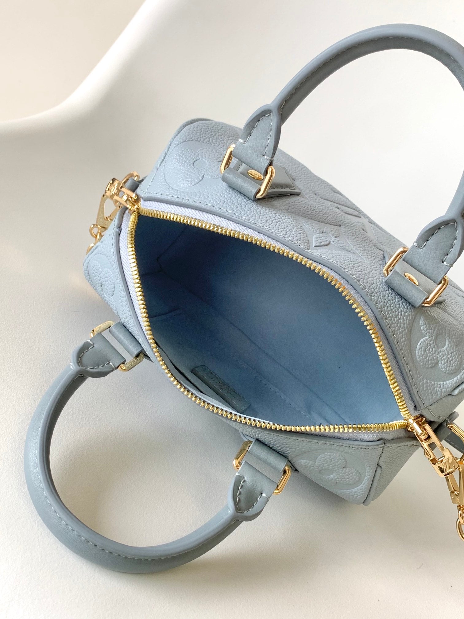 Louis Vuitton Monogram Empreinte Speedy Bandoulière 20 Handbag - Light Blue