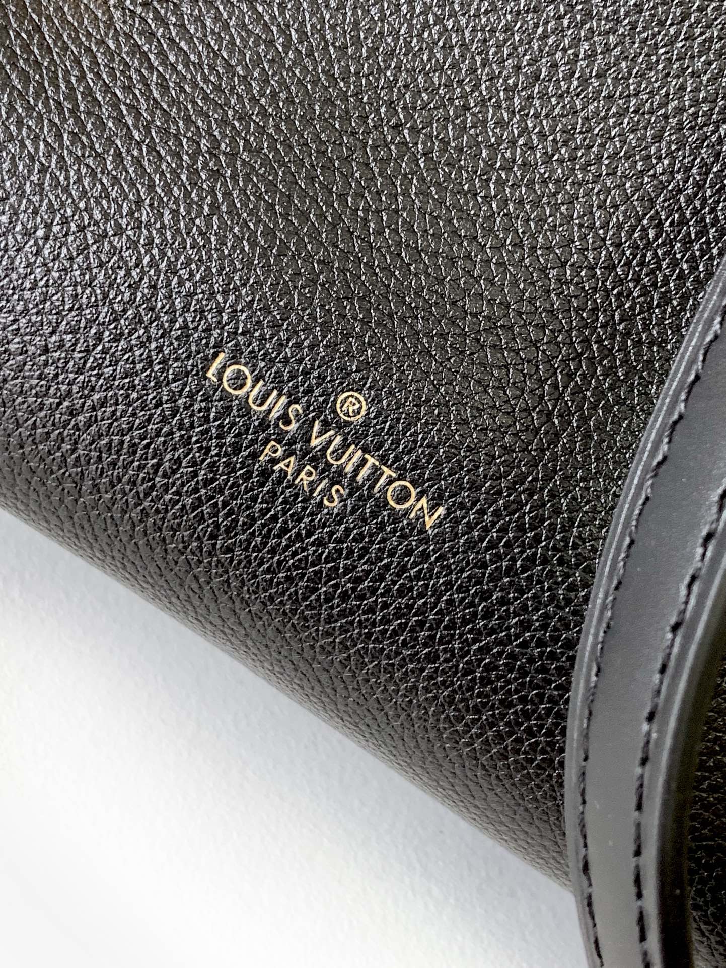 Louis Vuitton Side Trunk MM Handbag - Black Grained Leather with Gold-Tone Hardware