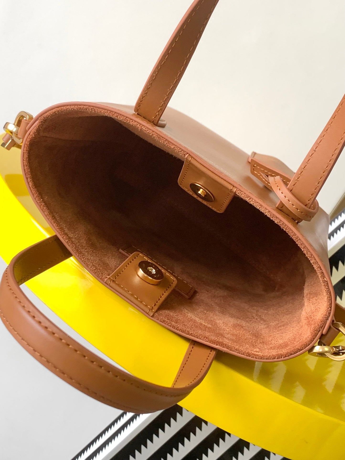 Saint Laurent Toy North/South Leather Shopping Tote - Tan