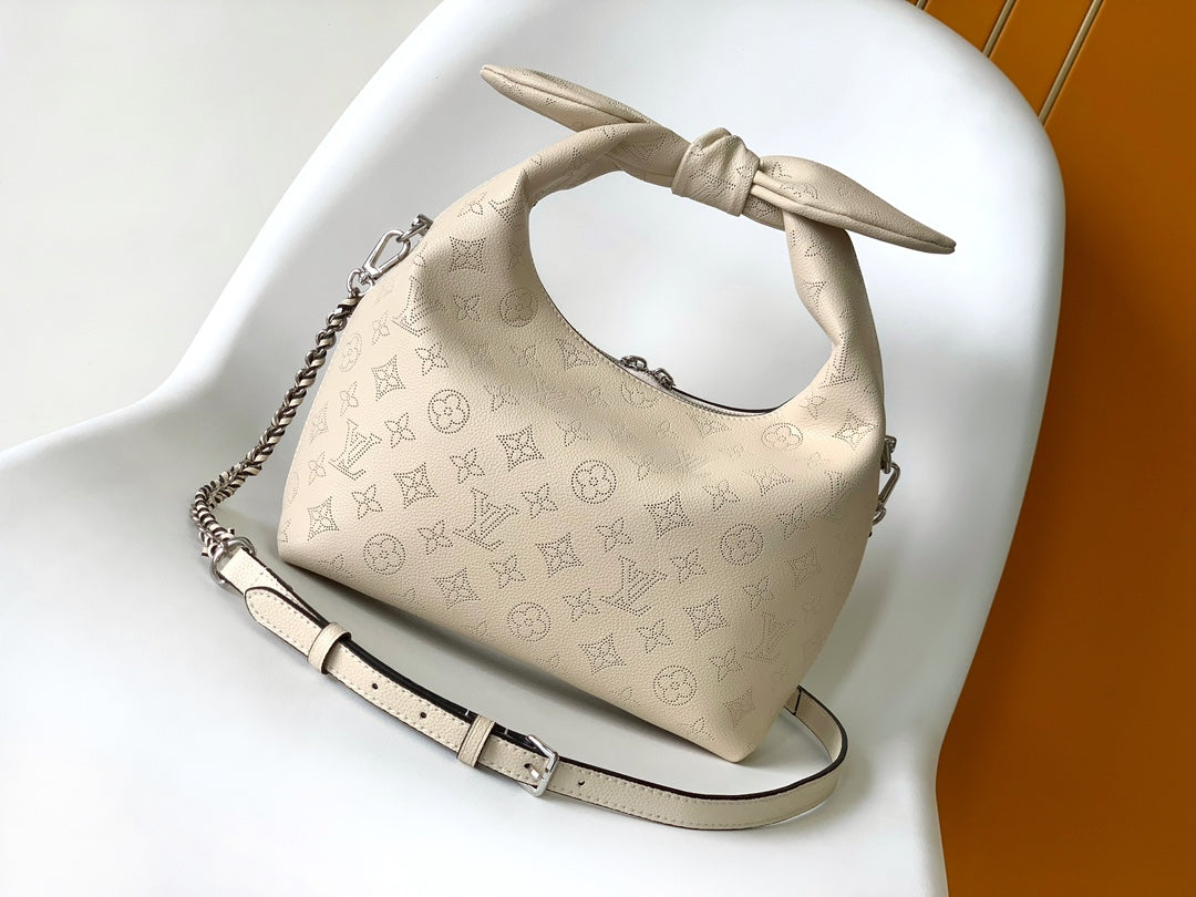 Louis Vuitton Over the Moon Mahina Leather Handbag - Quartz