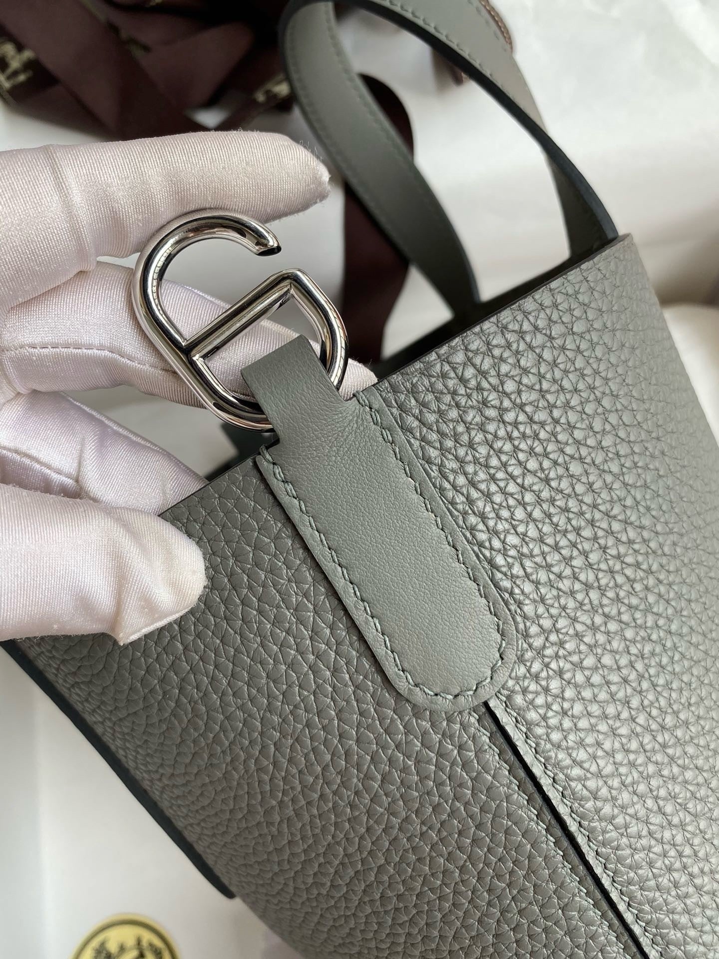 Hermès In-the-Loop 18 Tote Bag - Grey Clemence &amp; Swift Leather