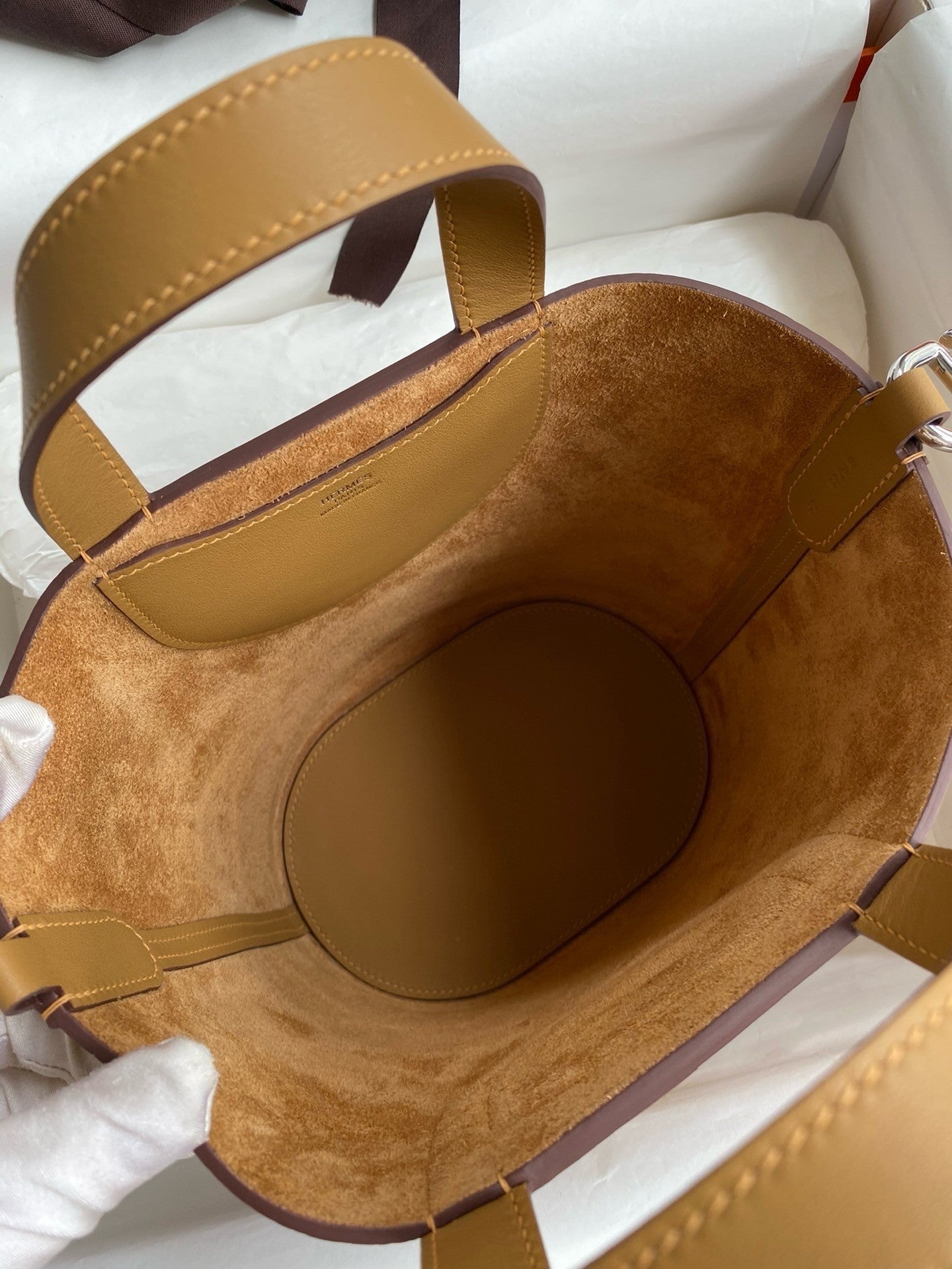 Hermès In-the-Loop 18 Bag - Gold Clemence Leather Handbag