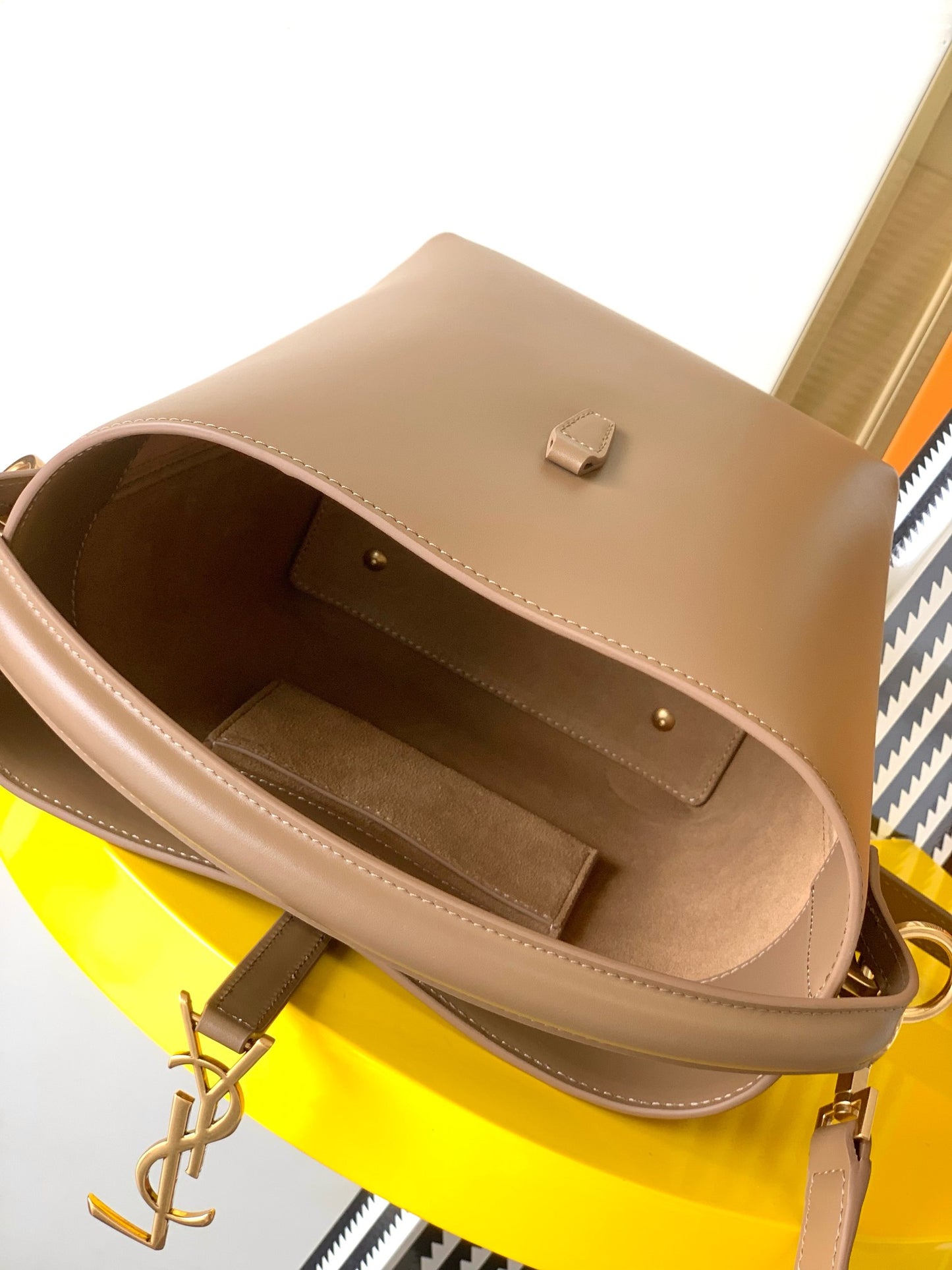 Saint Laurent LE 5 À 7 Small Leather Bucket Bag in Taupe
