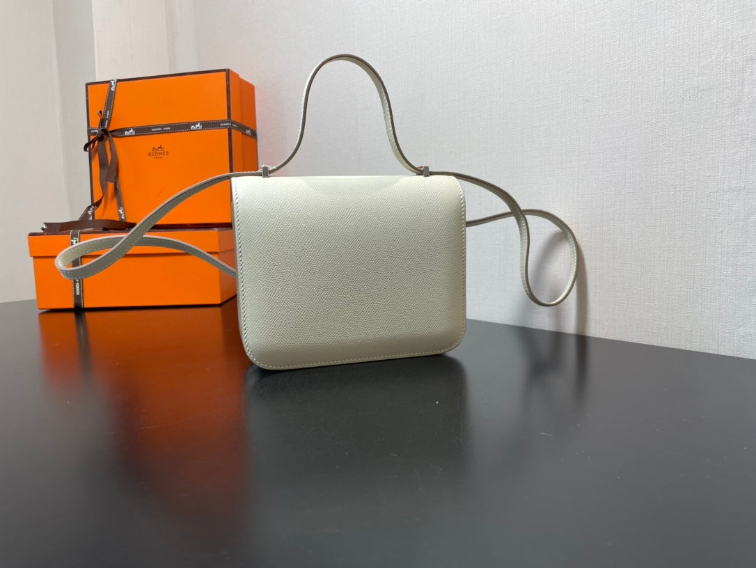 Luxury Off-White Leather H-Buckle Shoulder Bag - Classic Flap Crossbody Purse