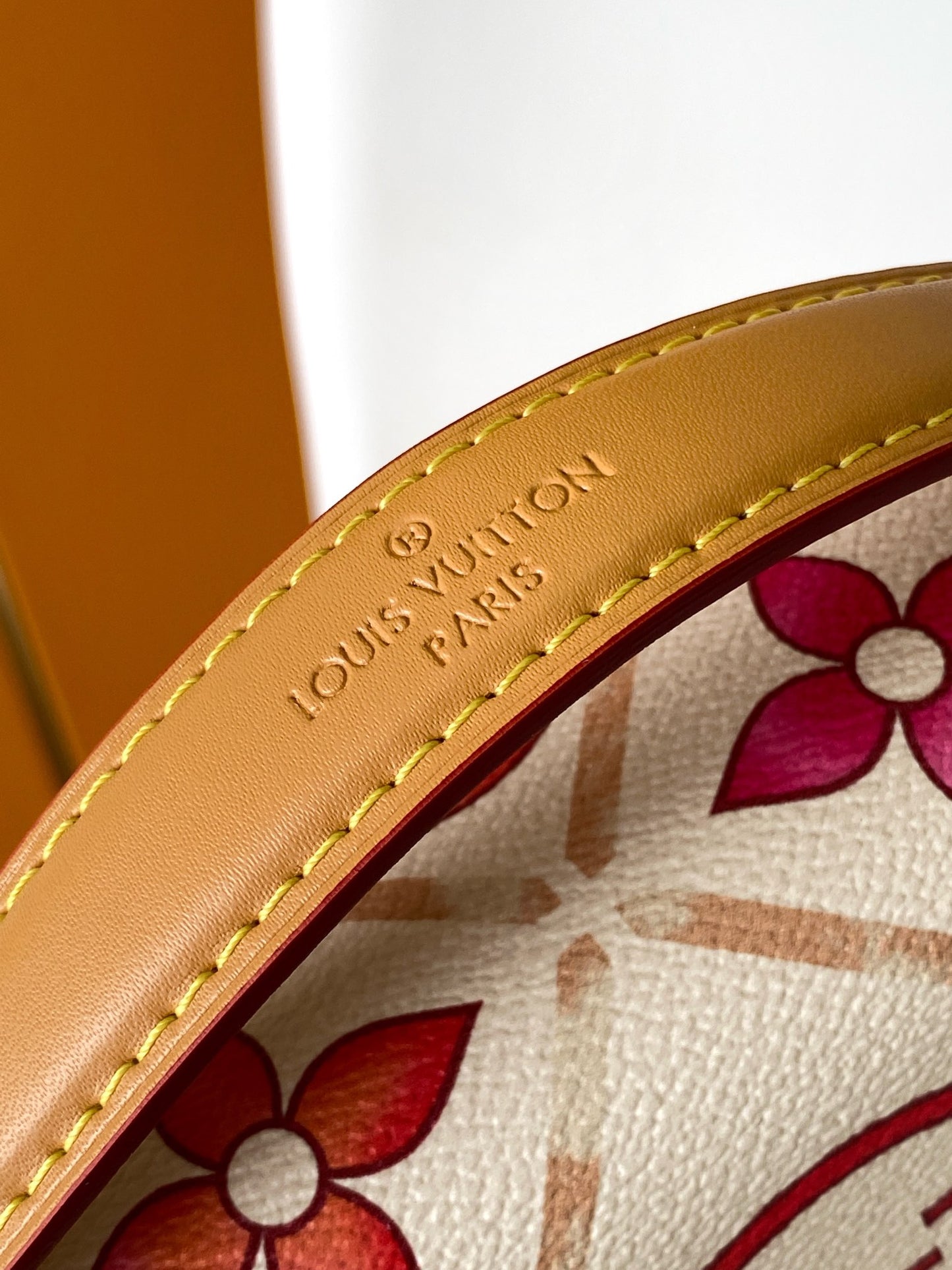 Louis Vuitton Pochette Metis Monogram Gradient Crossbody Bag - Multicolor