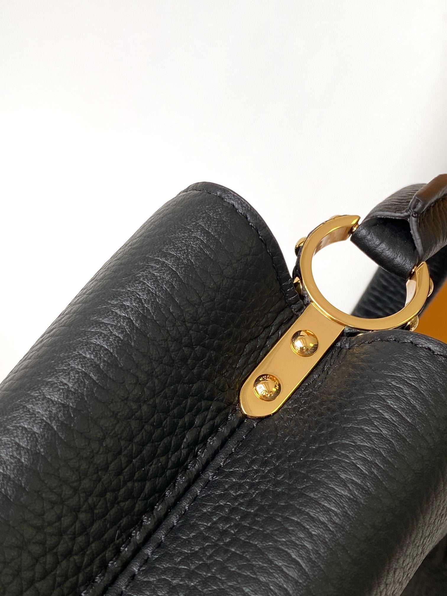 Louis Vuitton Capucines BB Taurillon Leather Handbag - Black
