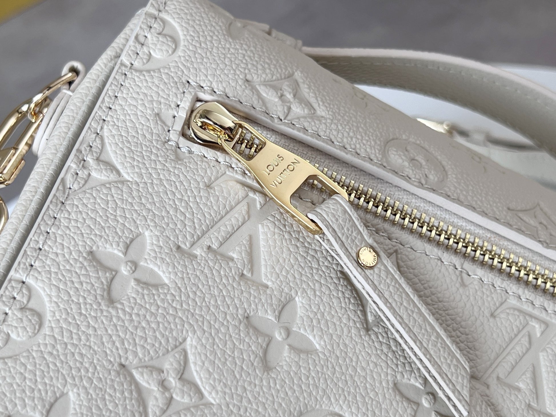 Louis Vuitton Monogram Empreinte Pochette Métis - Cream White Leather Crossbody Bag
