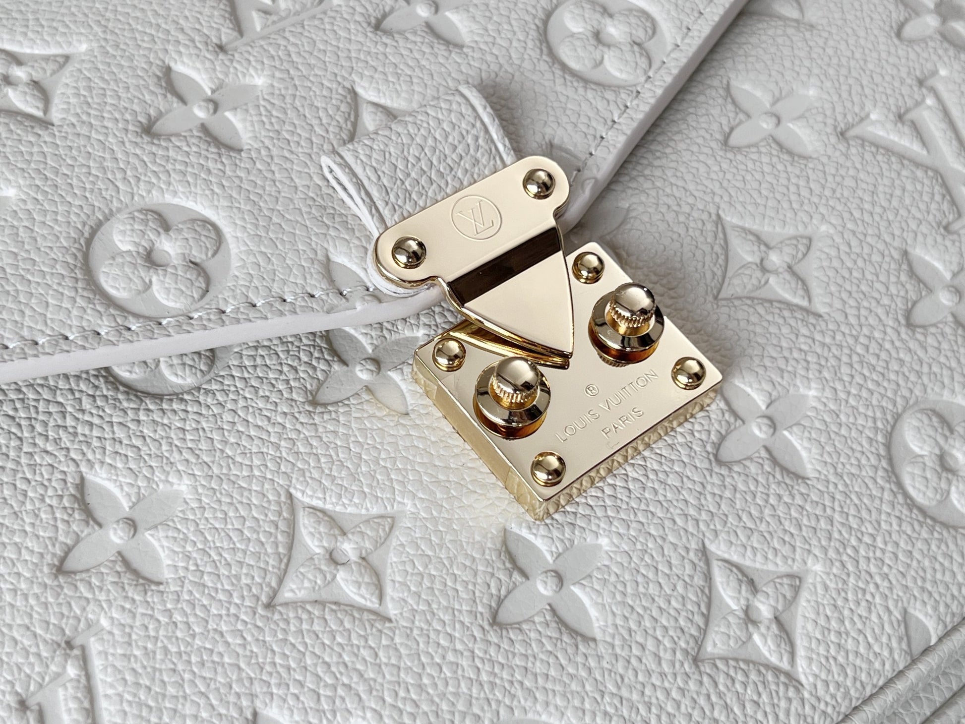 Louis Vuitton Monogram Empreinte Pochette Métis - Cream White Leather Crossbody Bag